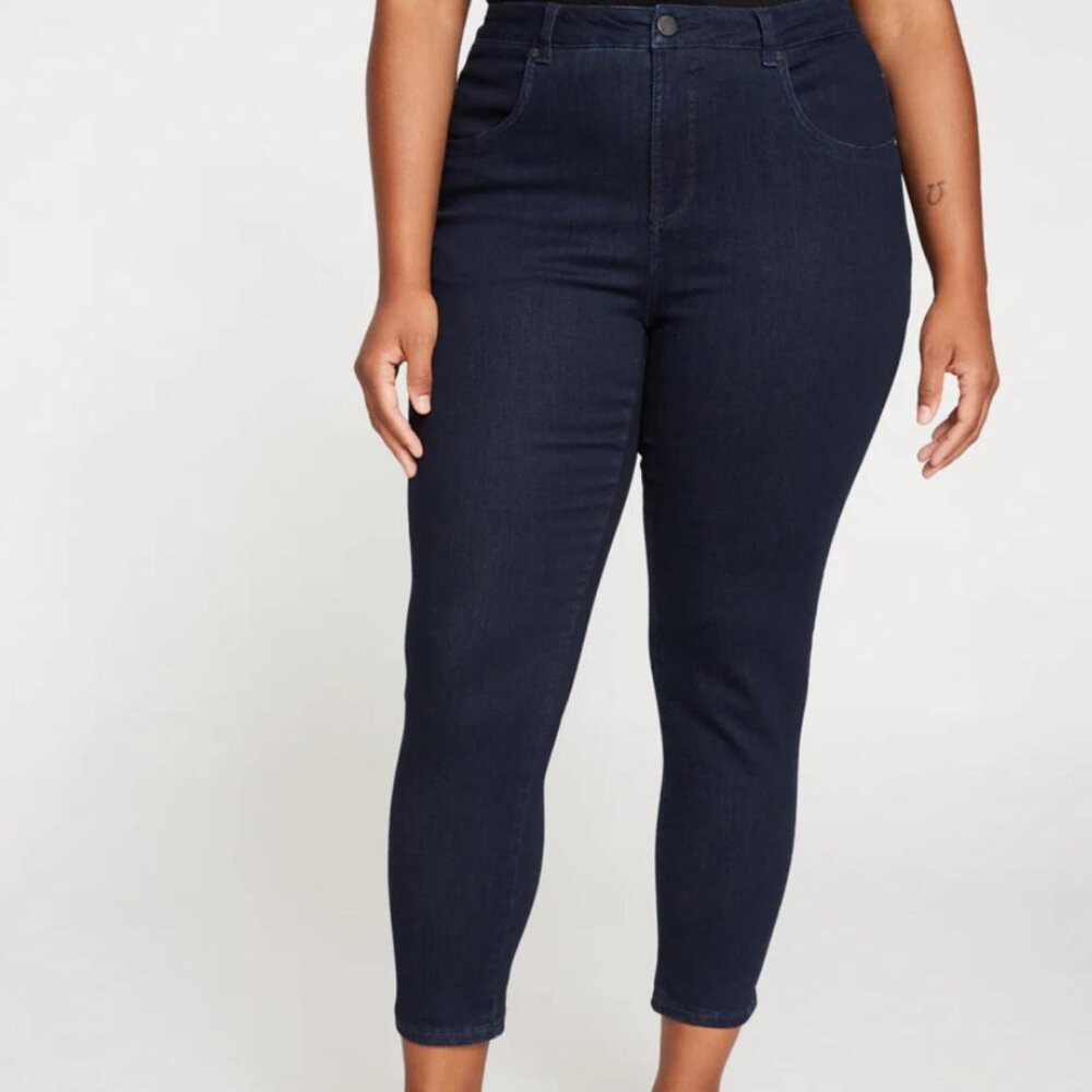 Universal Standard Seine High Rise Dark Jeans Size 14